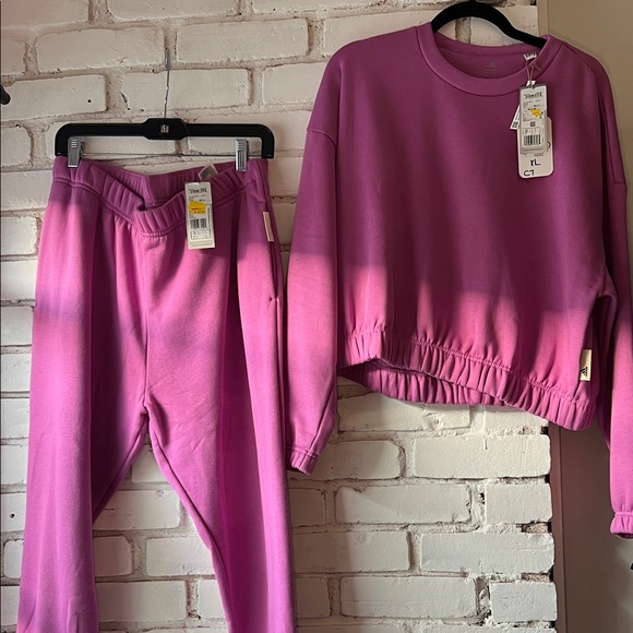 adidas Other - NWT Women’s adidas magenta scrunch track suit XL soft and cozy sweatset